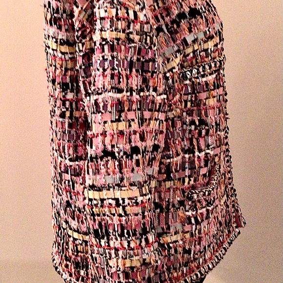 Rare CHANEL Multicolor Pastel Tweed Jacket FR40 (8 US equiv.). - Picture 4 of 11